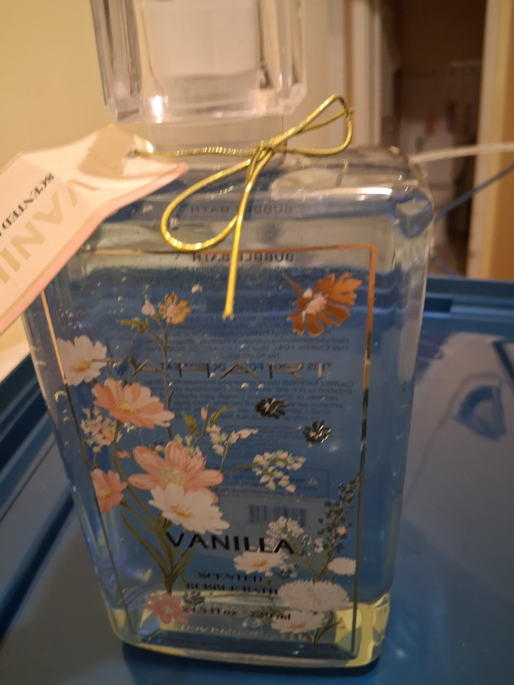 Tahari Vanilla Bubble Bath in Pink Floral Bottle - Picture 2 of 2